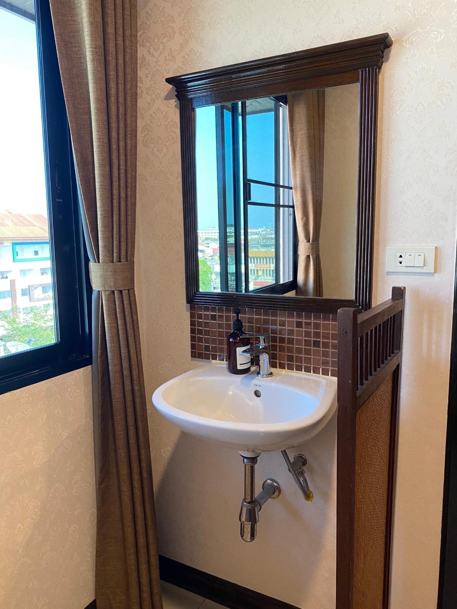 Romena Grand Hotel Chiang Mai Eksteriør bilde