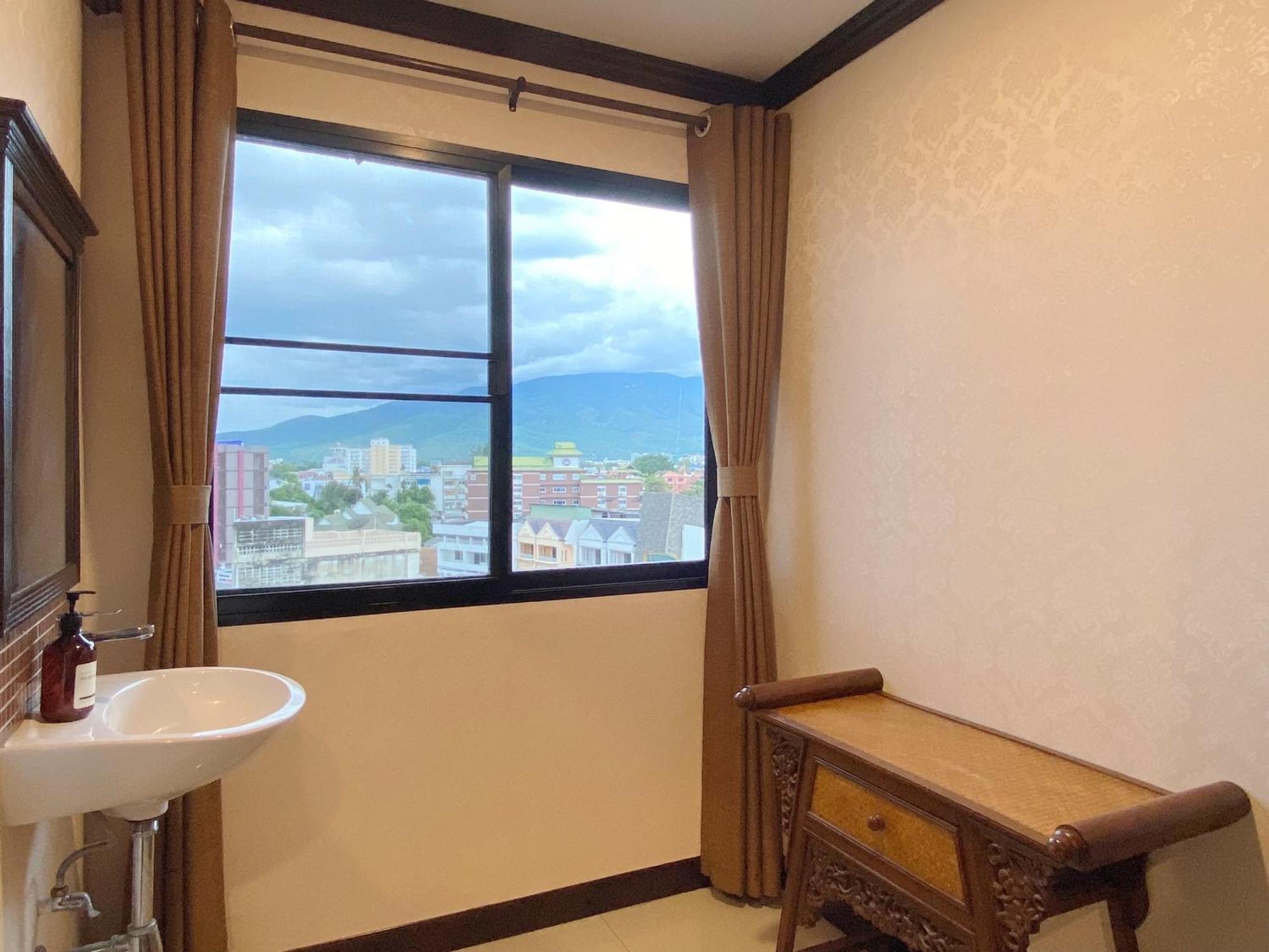 Romena Grand Hotel Chiang Mai Eksteriør bilde