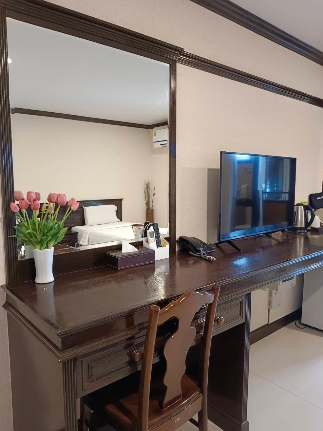 Romena Grand Hotel Chiang Mai Eksteriør bilde